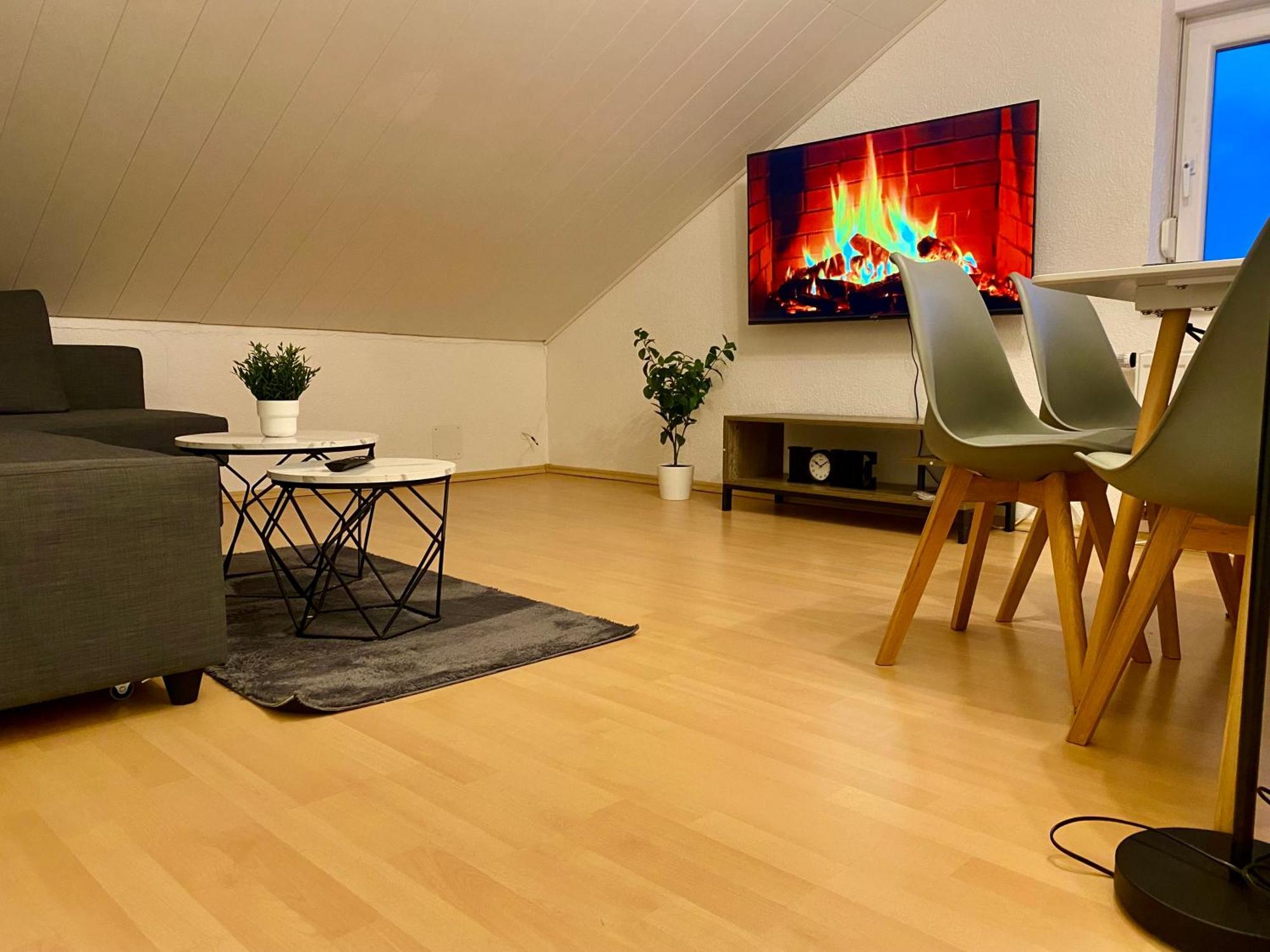 Deluxe Business Suite Mit Netflix Premium & Parkplatz, Zentral Zu Audi & Schwarz Gruppe With 2 Bedrooms Bad Friedrichshall Exteriér fotografie
